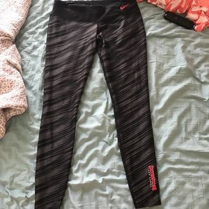 NIKE Tampa Bay Buccaneers Women Dri-Fit Leggings